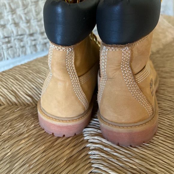 Timberland Premium 6 Inch Boots - Picture 10 of 12
